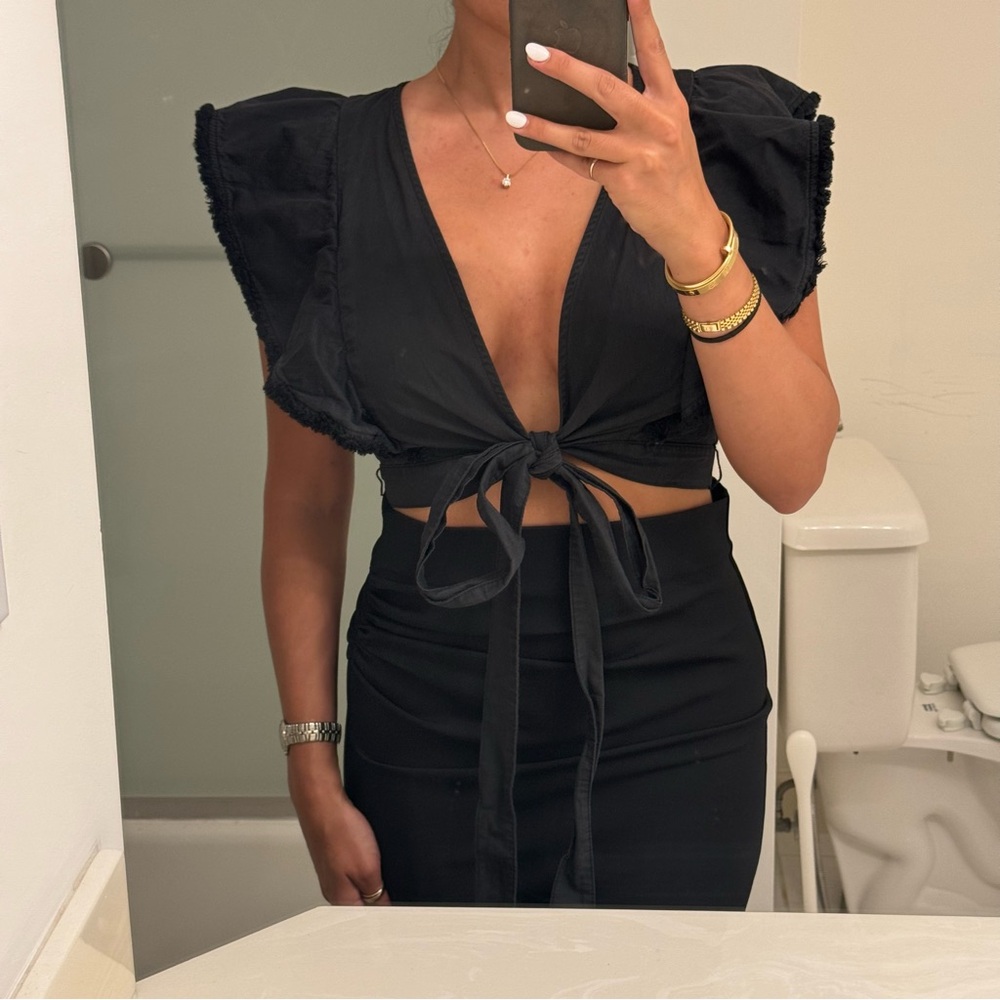 Black ruffle crop top